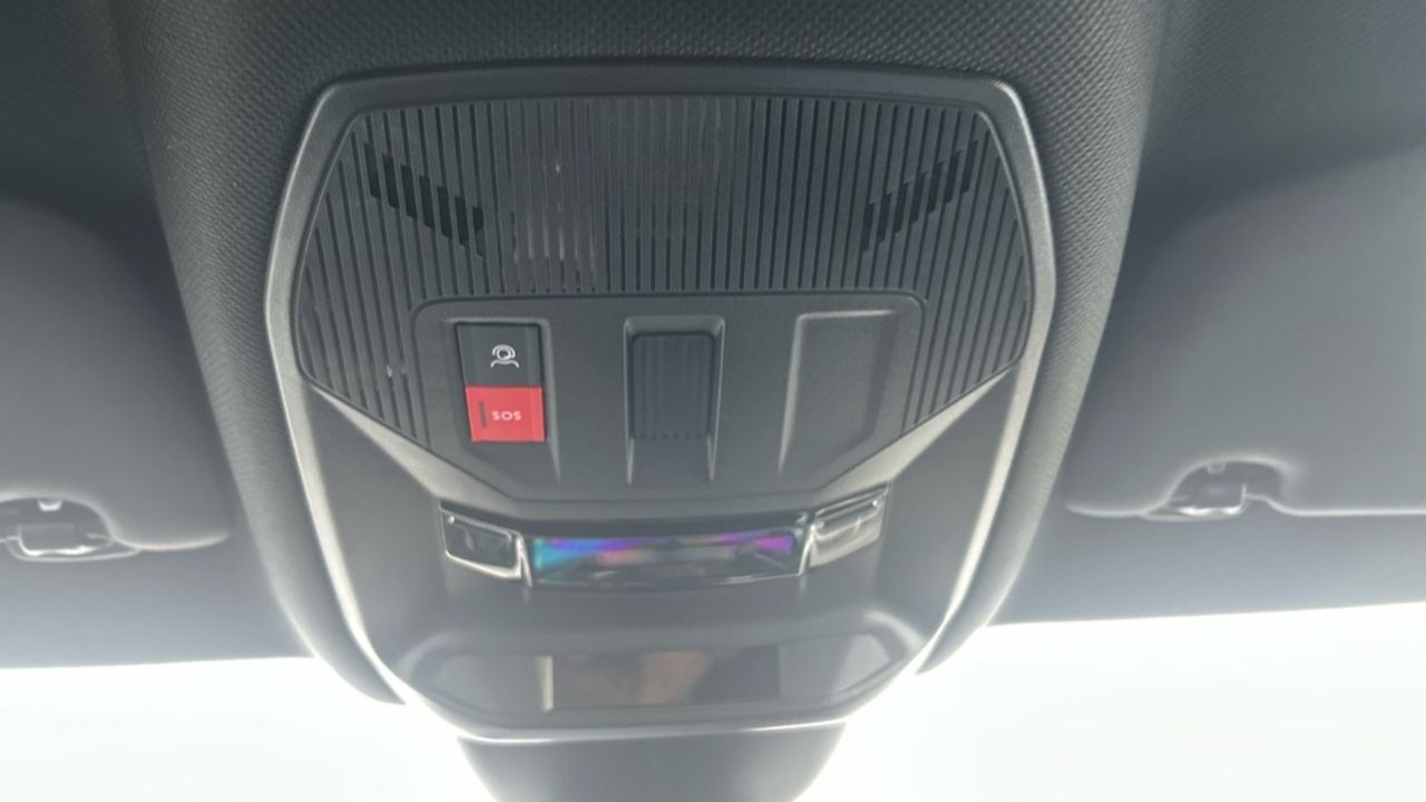 Foto Peugeot 408 18