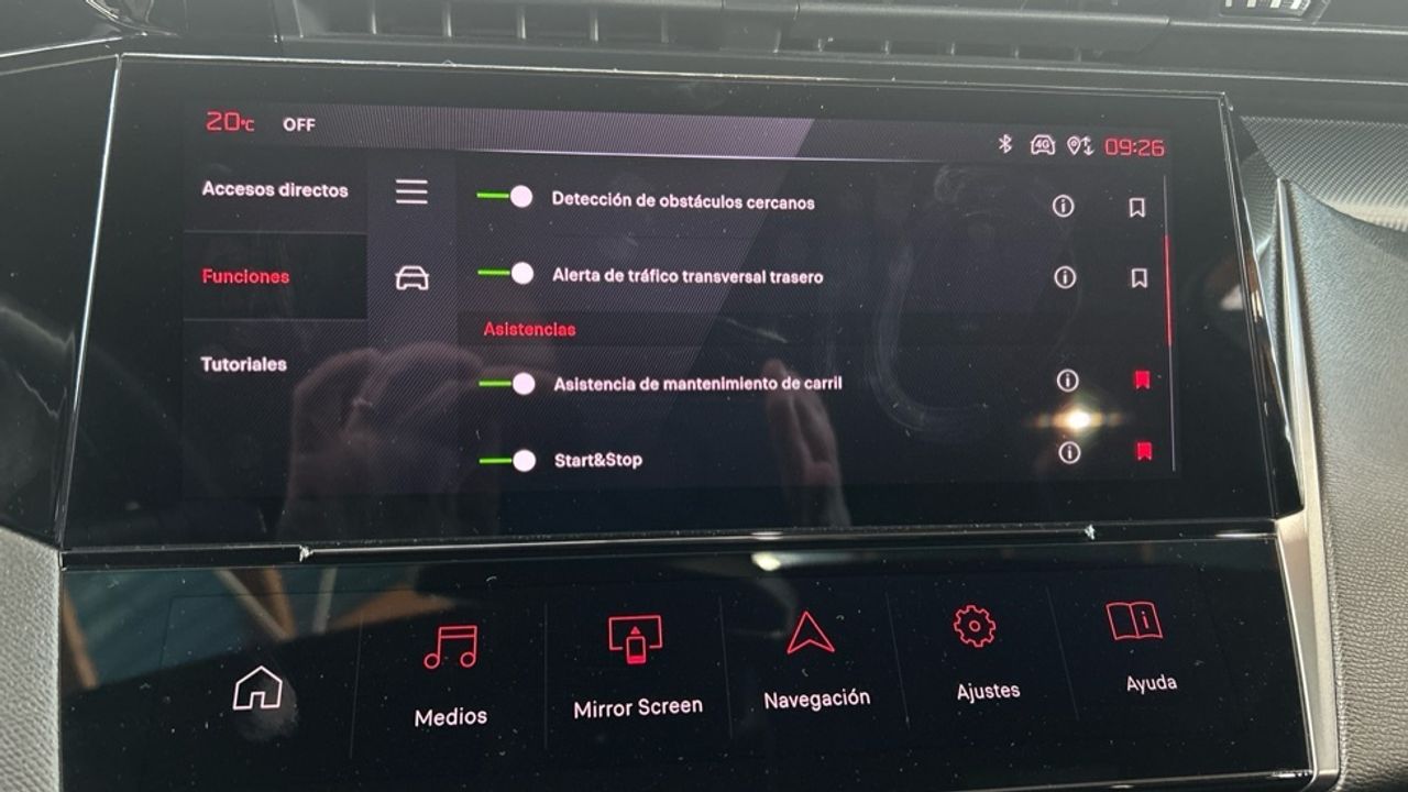 Foto Peugeot 408 31
