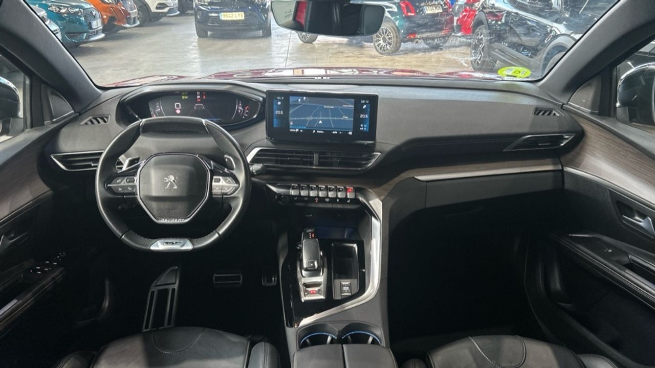 Foto Peugeot 5008 8