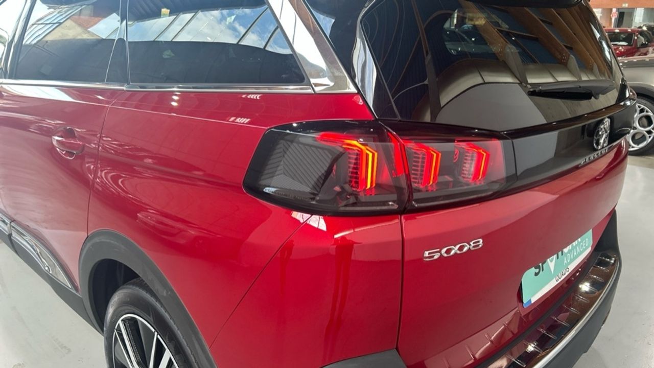 Foto Peugeot 5008 17
