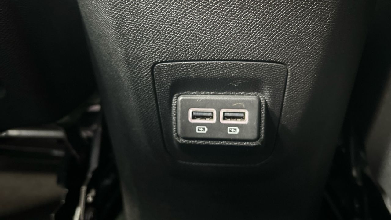 Foto Peugeot 5008 28