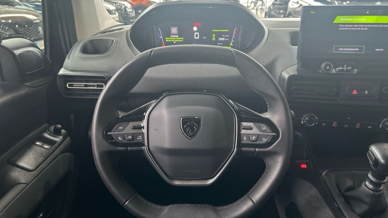 Foto Peugeot Rifter 9