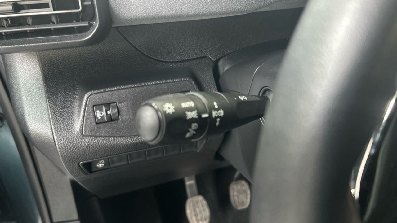 Foto Peugeot Rifter 32
