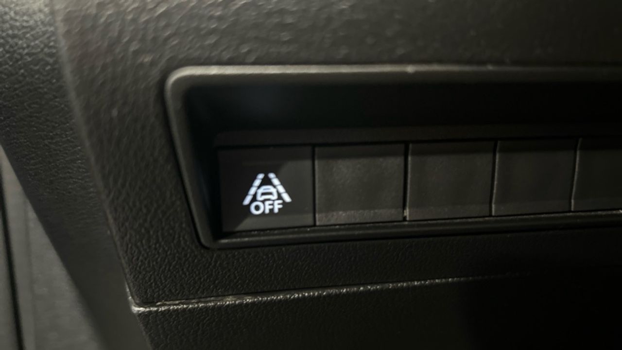 Foto Peugeot Rifter 30