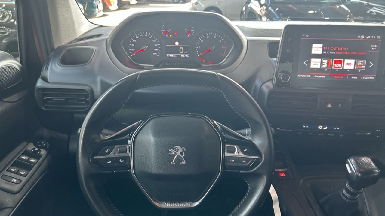 Foto Peugeot Rifter 9