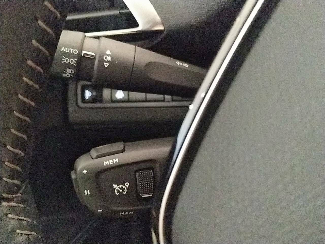 Foto Peugeot 5008 19