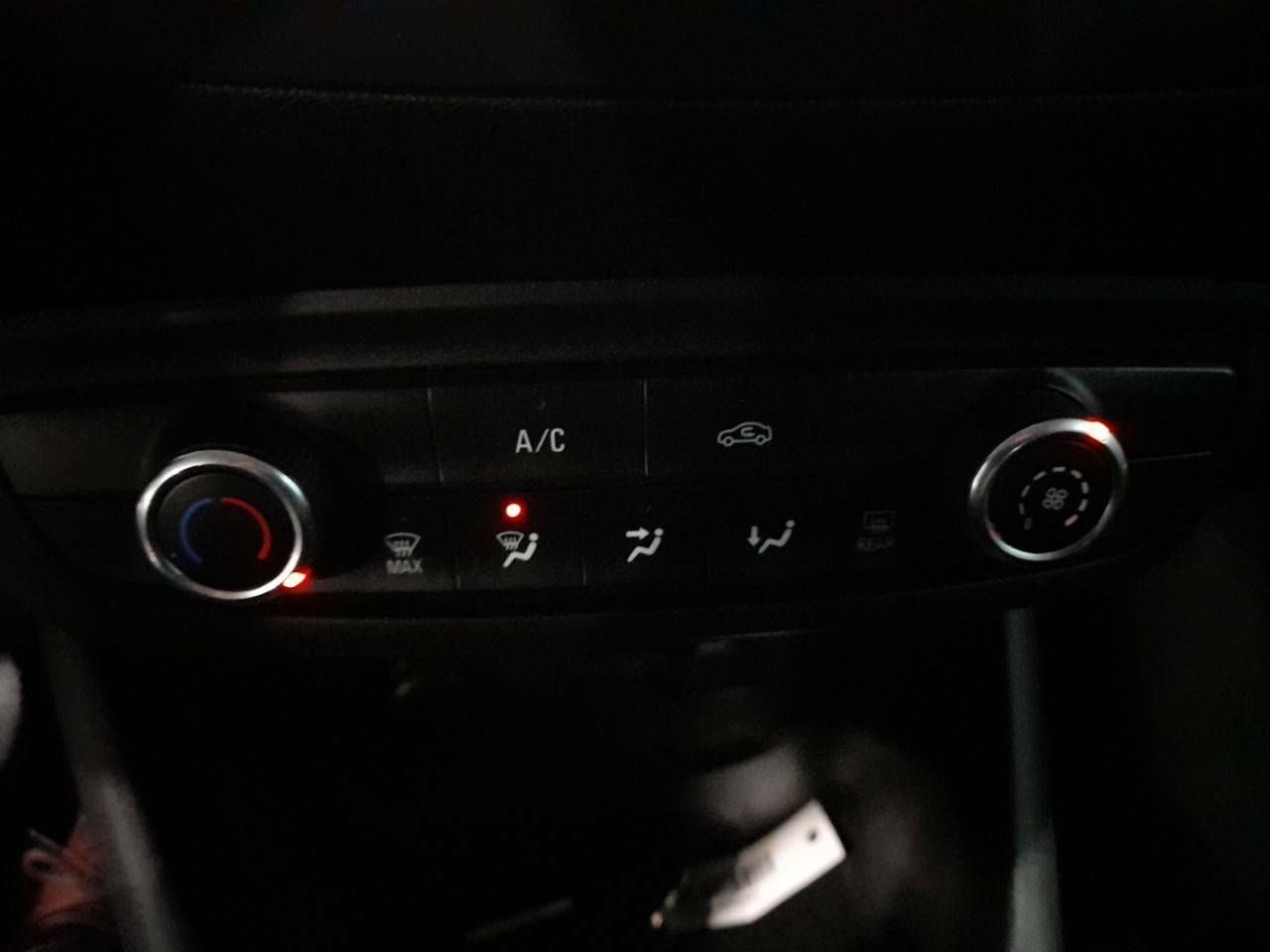Foto Opel CrossLand 14