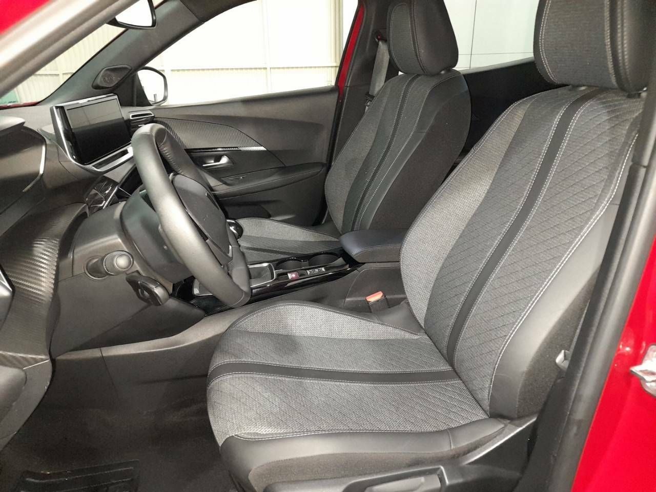Foto Peugeot 2008 9
