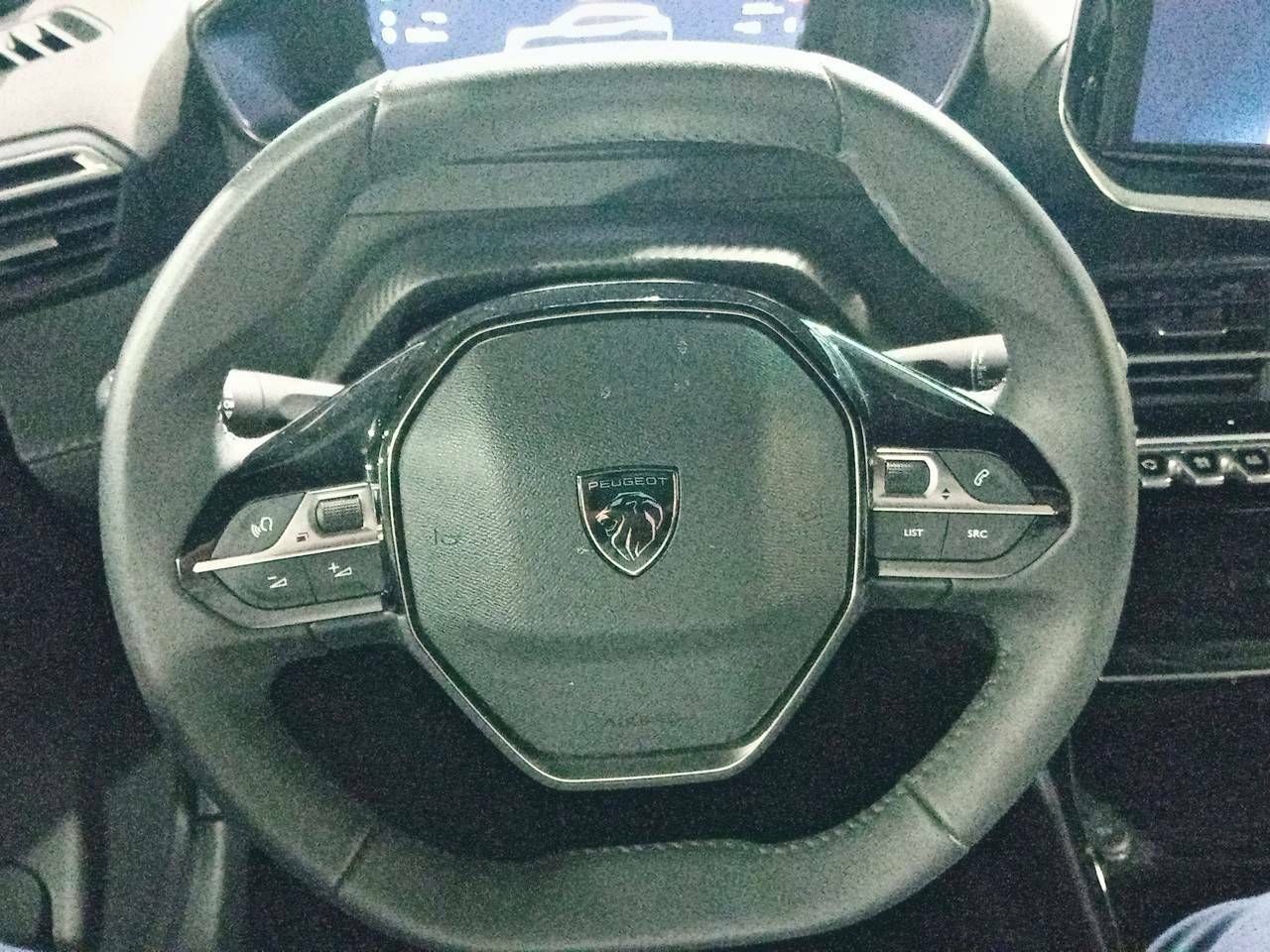 Foto Peugeot 2008 12