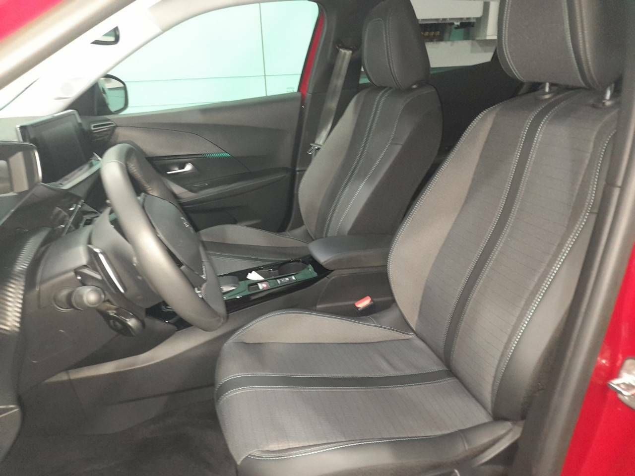 Foto Peugeot 2008 9