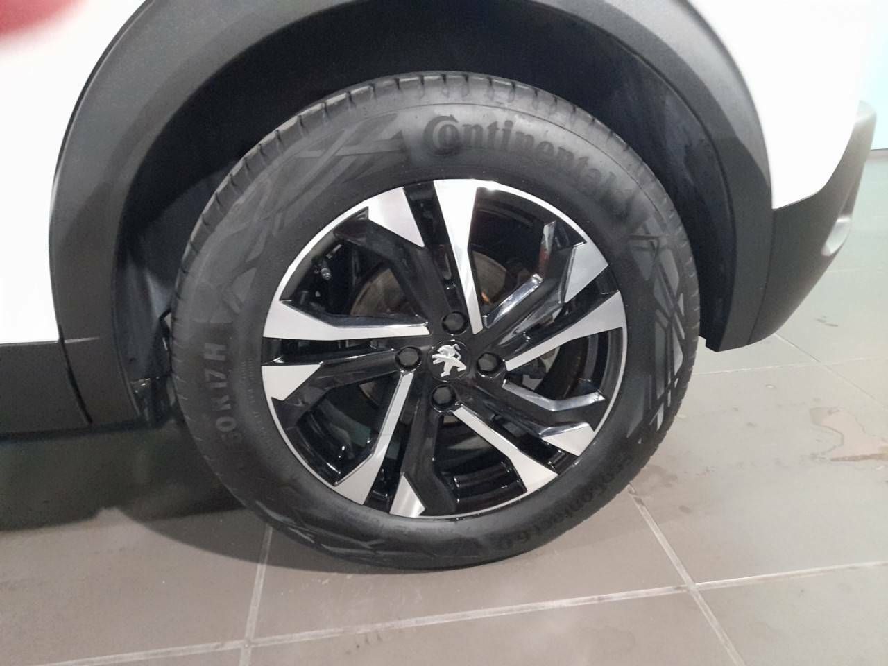 Foto Peugeot 2008 11