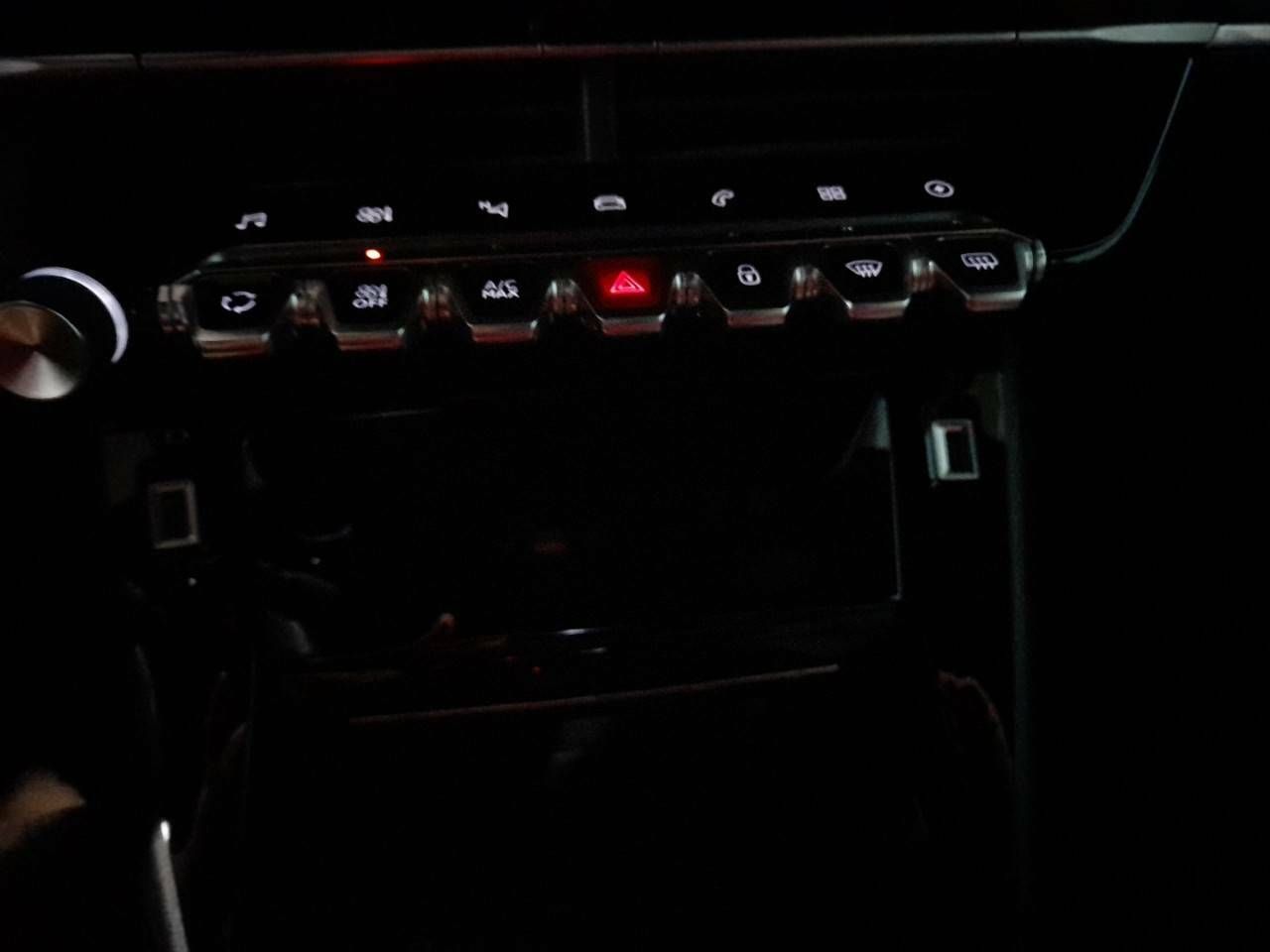 Foto Peugeot 2008 13