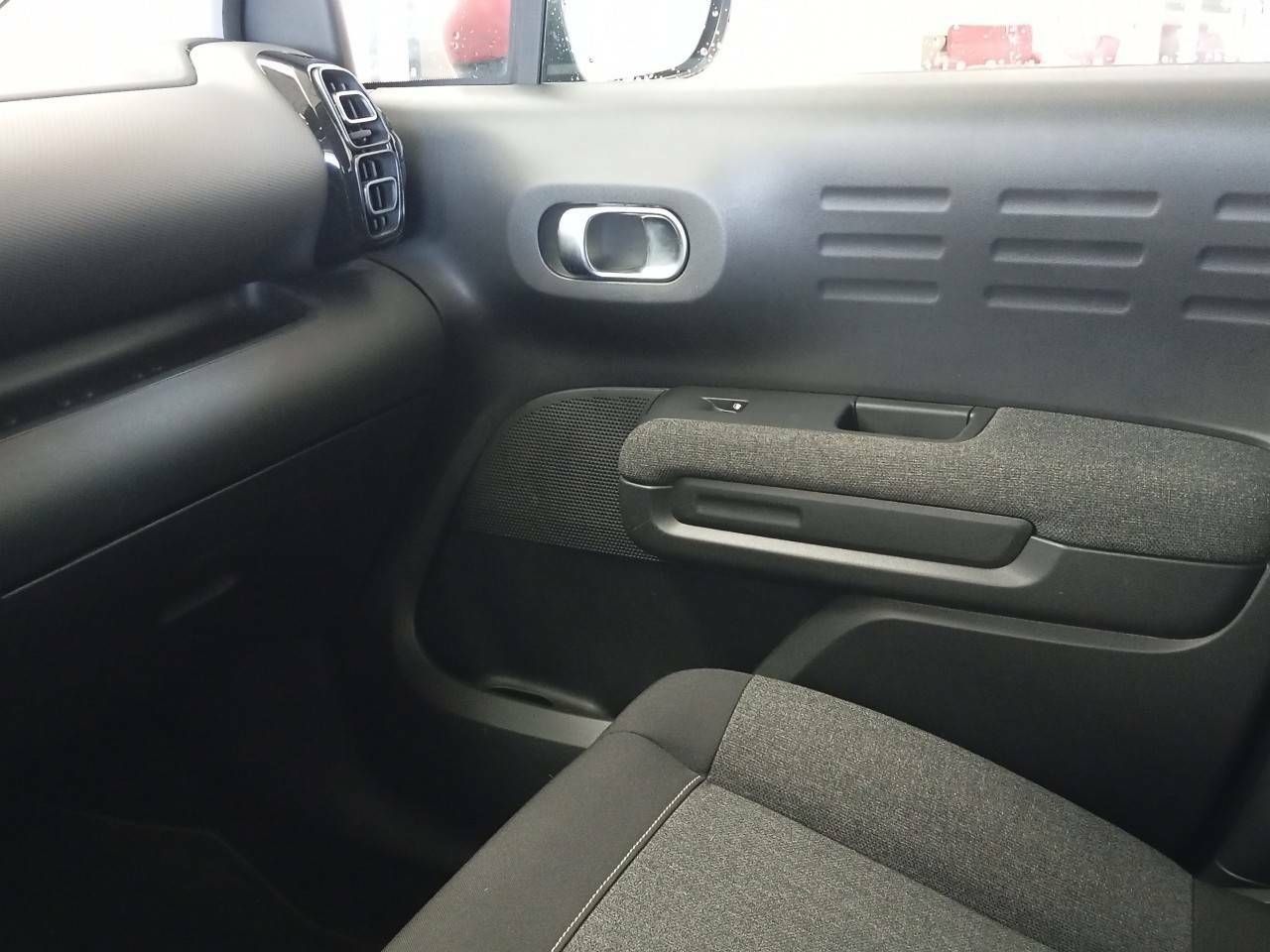Foto Citroën C3 Aircross 13