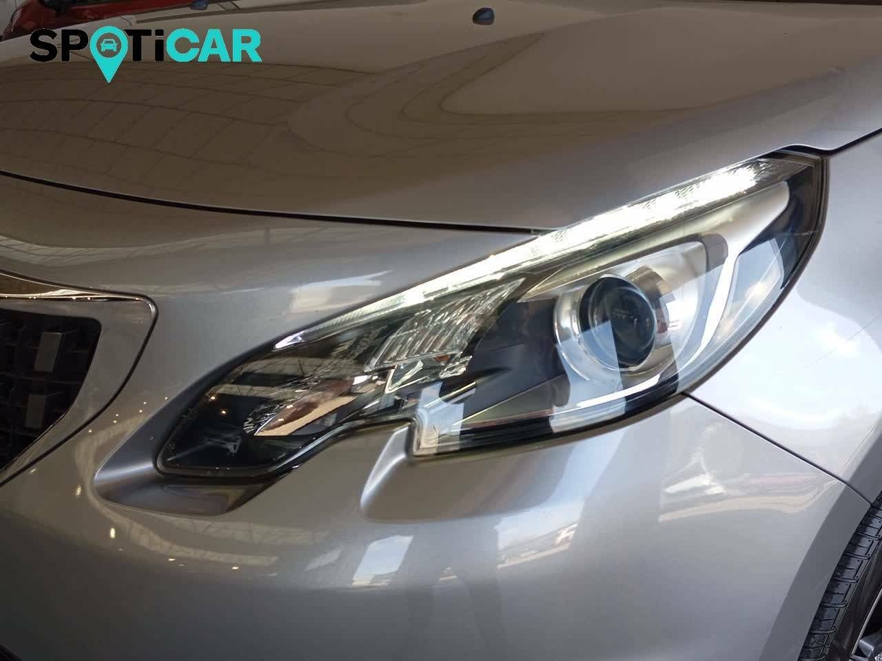Foto Peugeot 2008 6