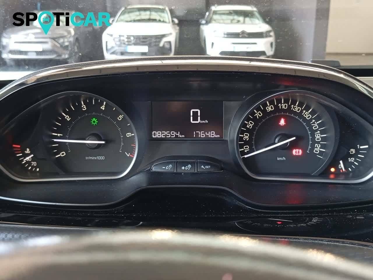 Foto Peugeot 2008 11