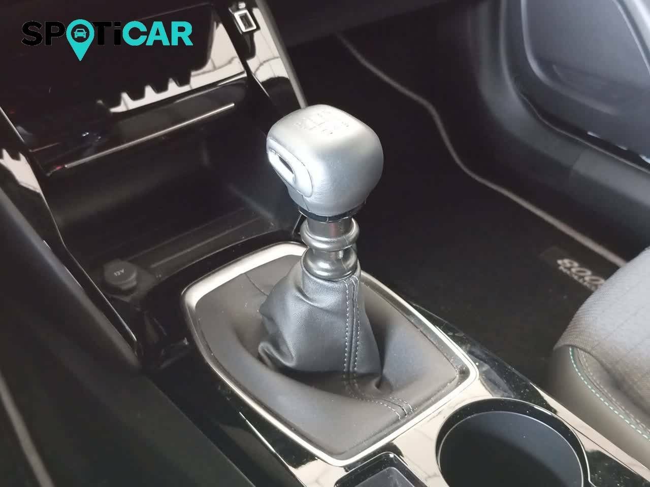 Foto Peugeot 2008 14