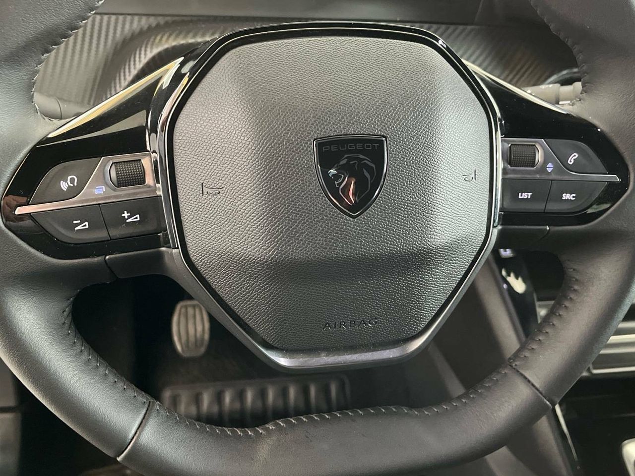 Foto Peugeot 2008 23