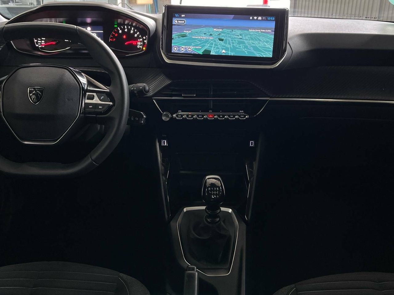 Foto Peugeot 208 8