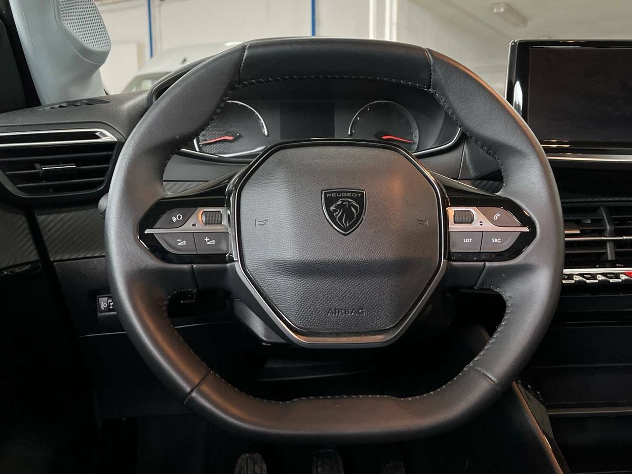 Foto Peugeot 208 13