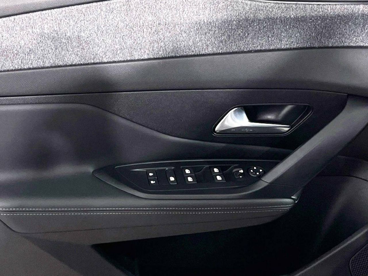 Foto Peugeot 408 14