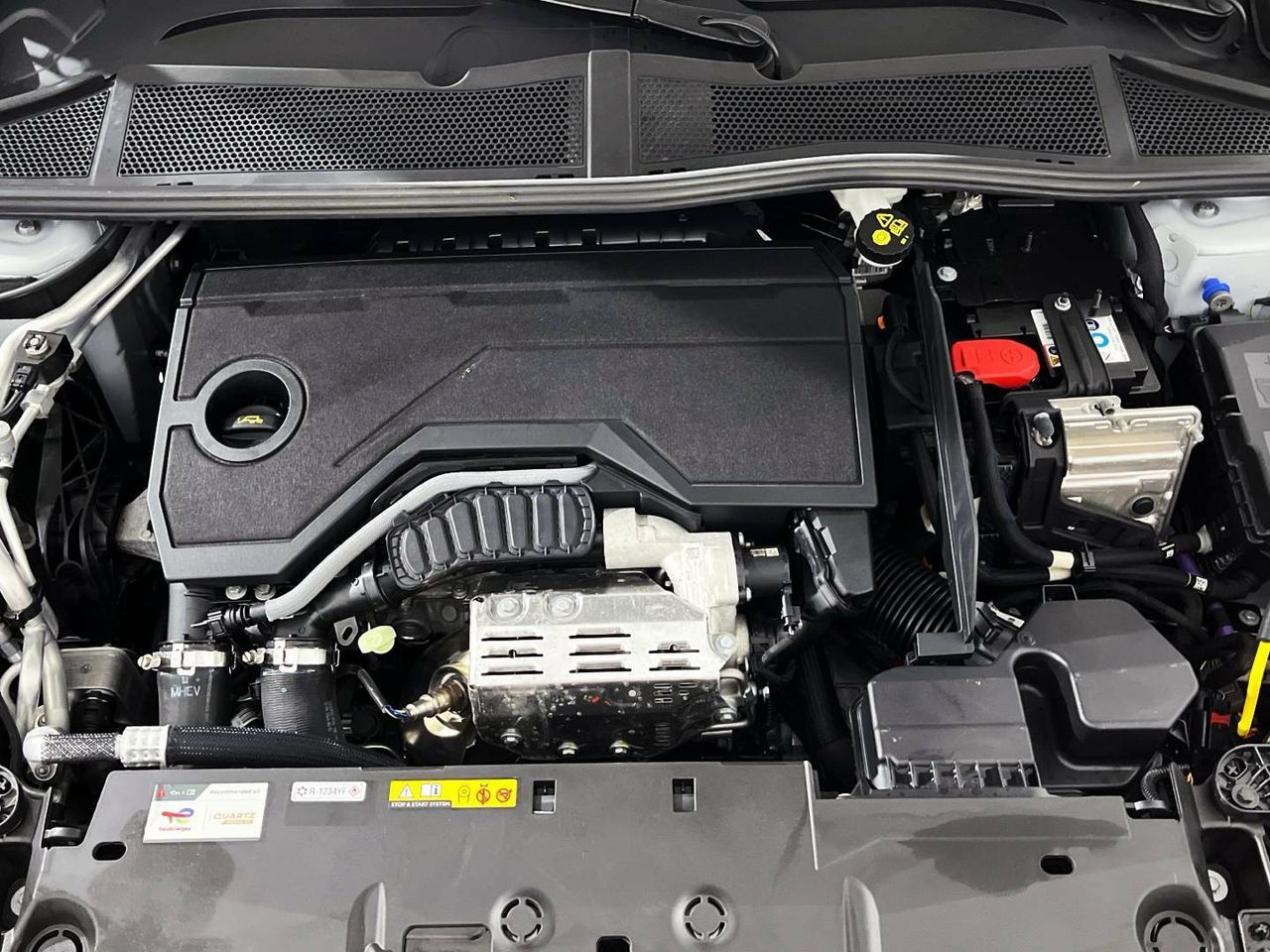 Foto Peugeot 408 15