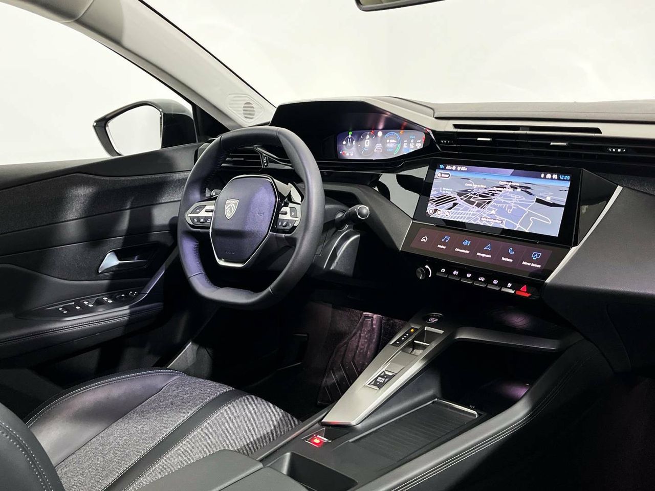 Foto Peugeot 408 17