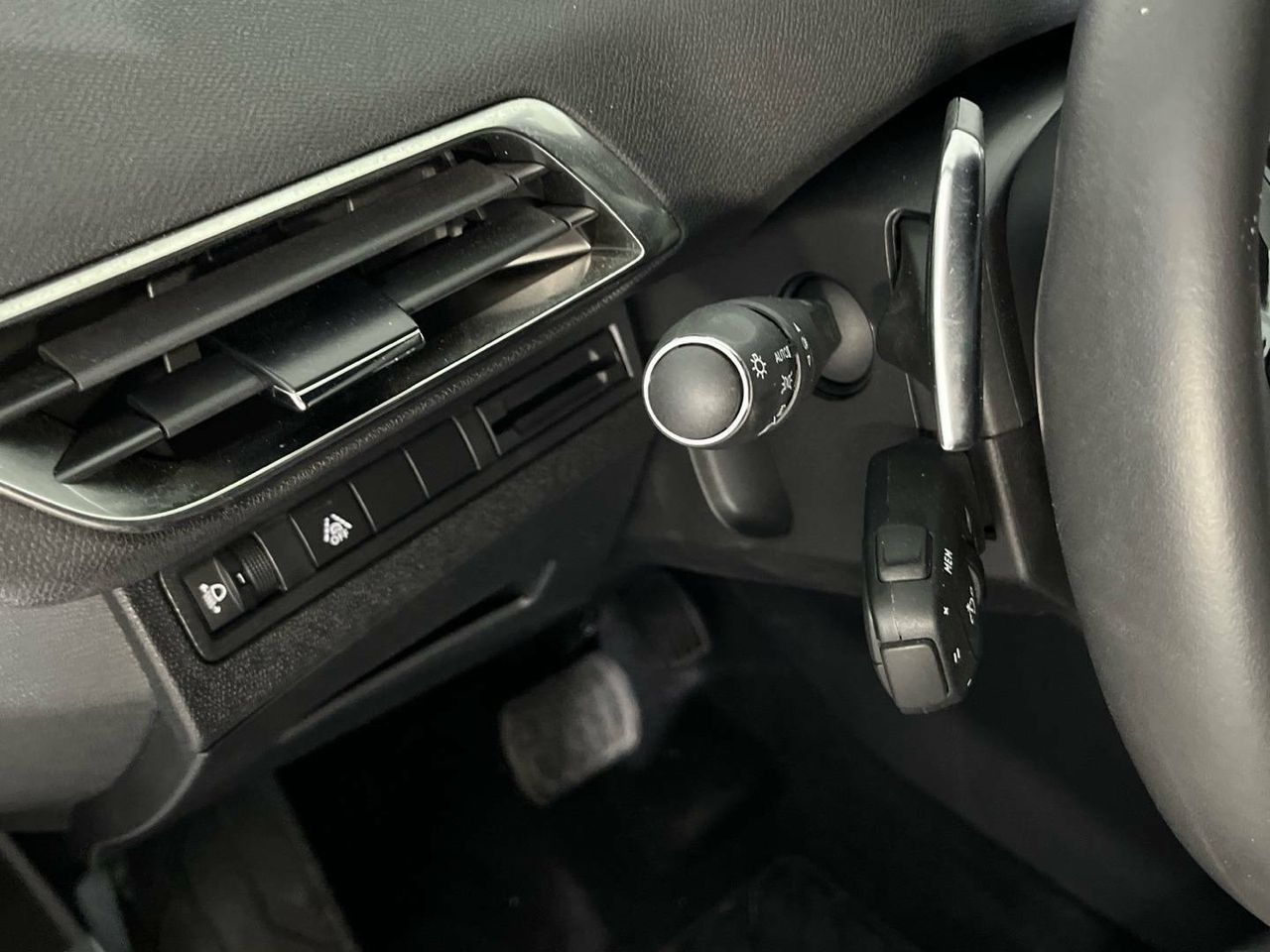 Foto Peugeot 5008 30
