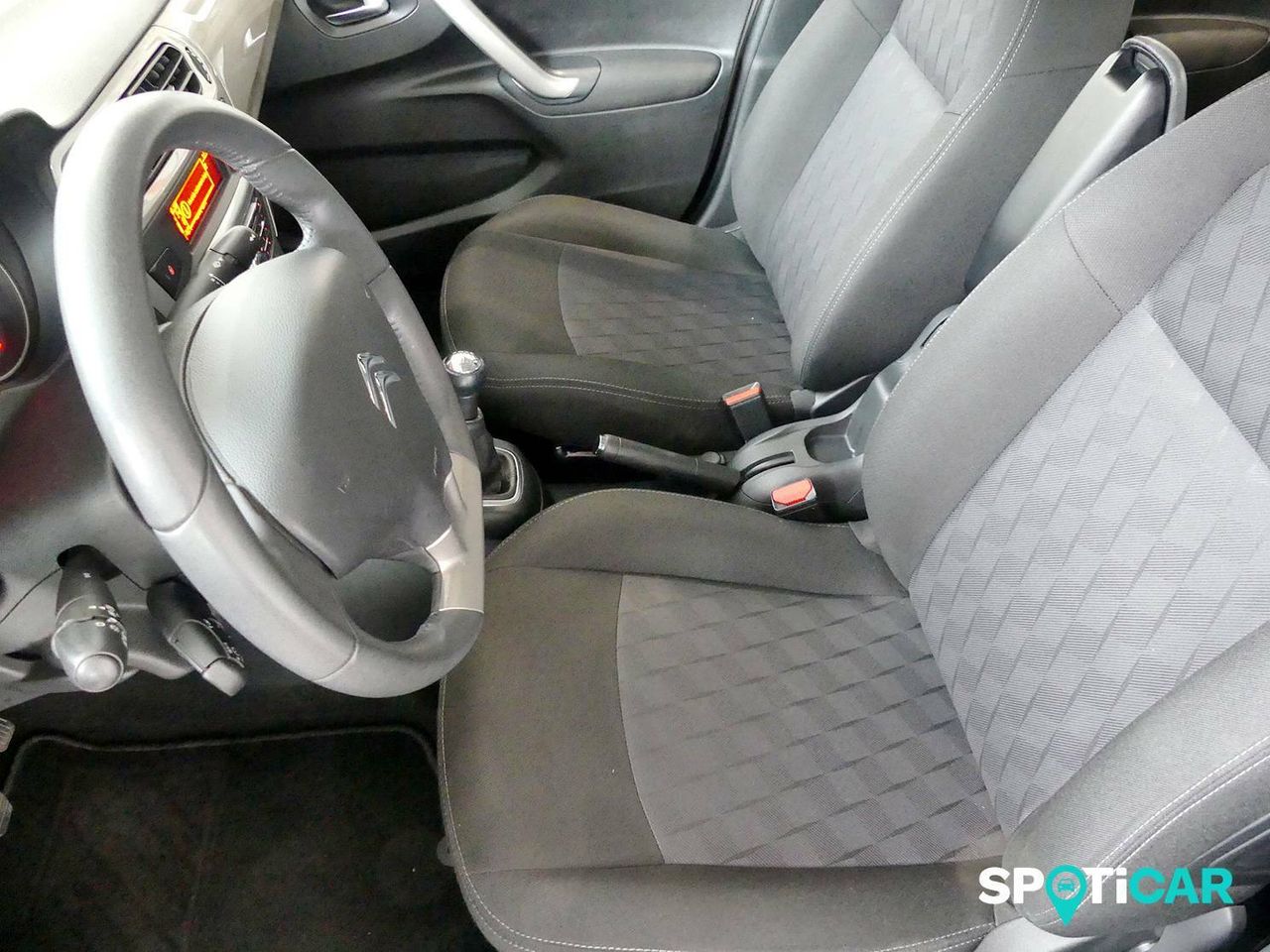 Foto Citroën C-Elysèe 16