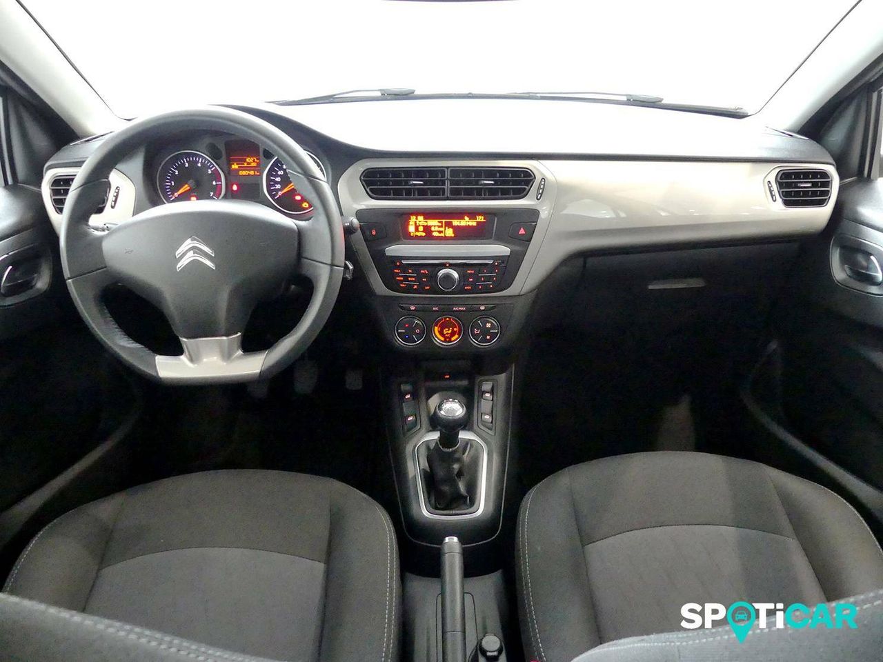 Foto Citroën C-Elysèe 17