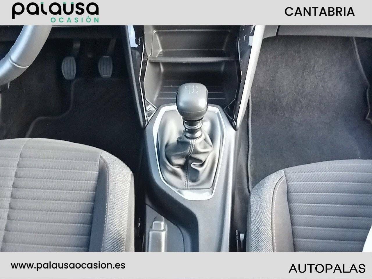 Foto Peugeot 208 14
