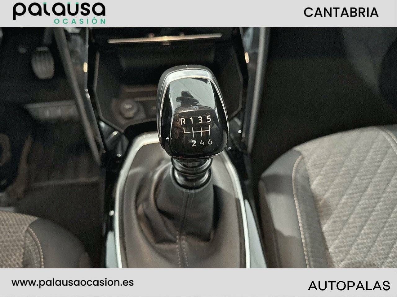 Foto Peugeot 208 14