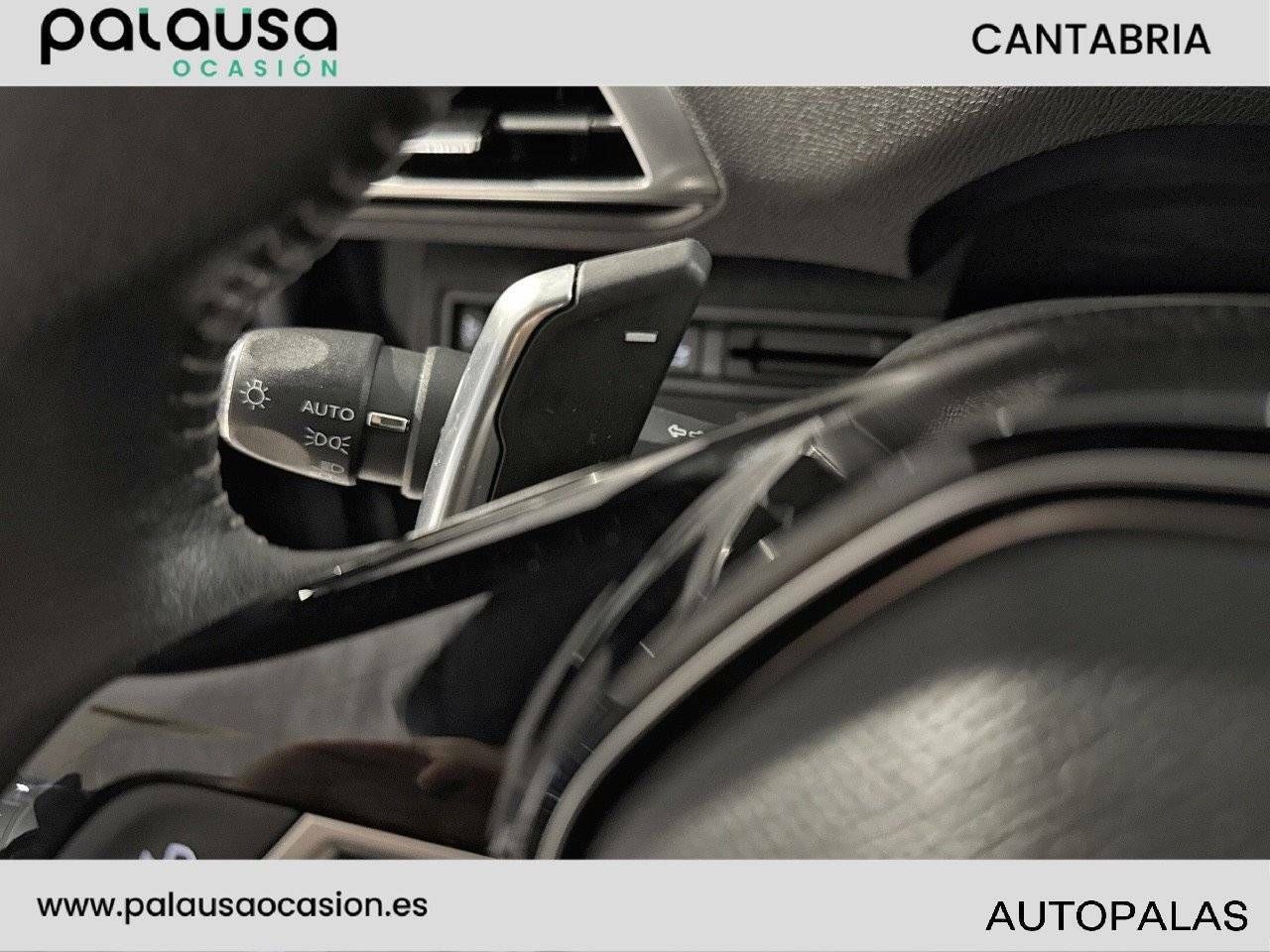 Foto Peugeot 5008 18