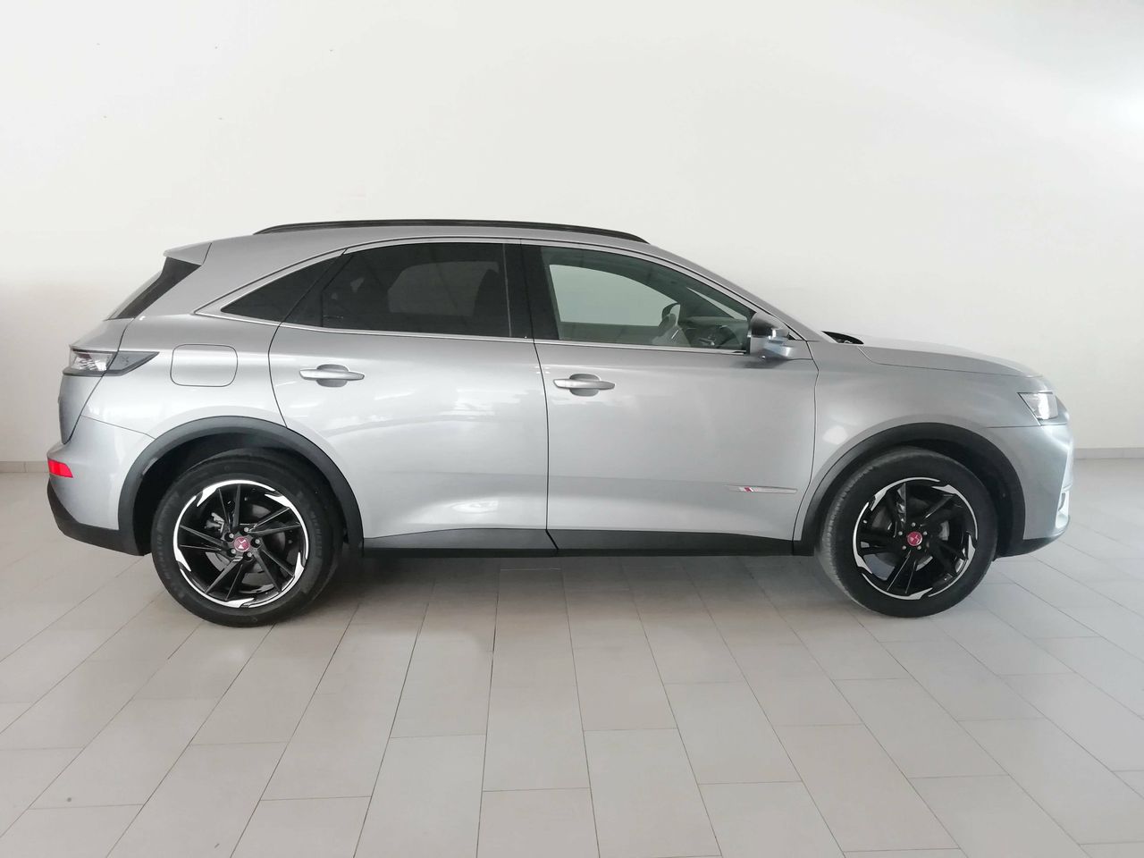 Foto DS Automobiles DS 7 25