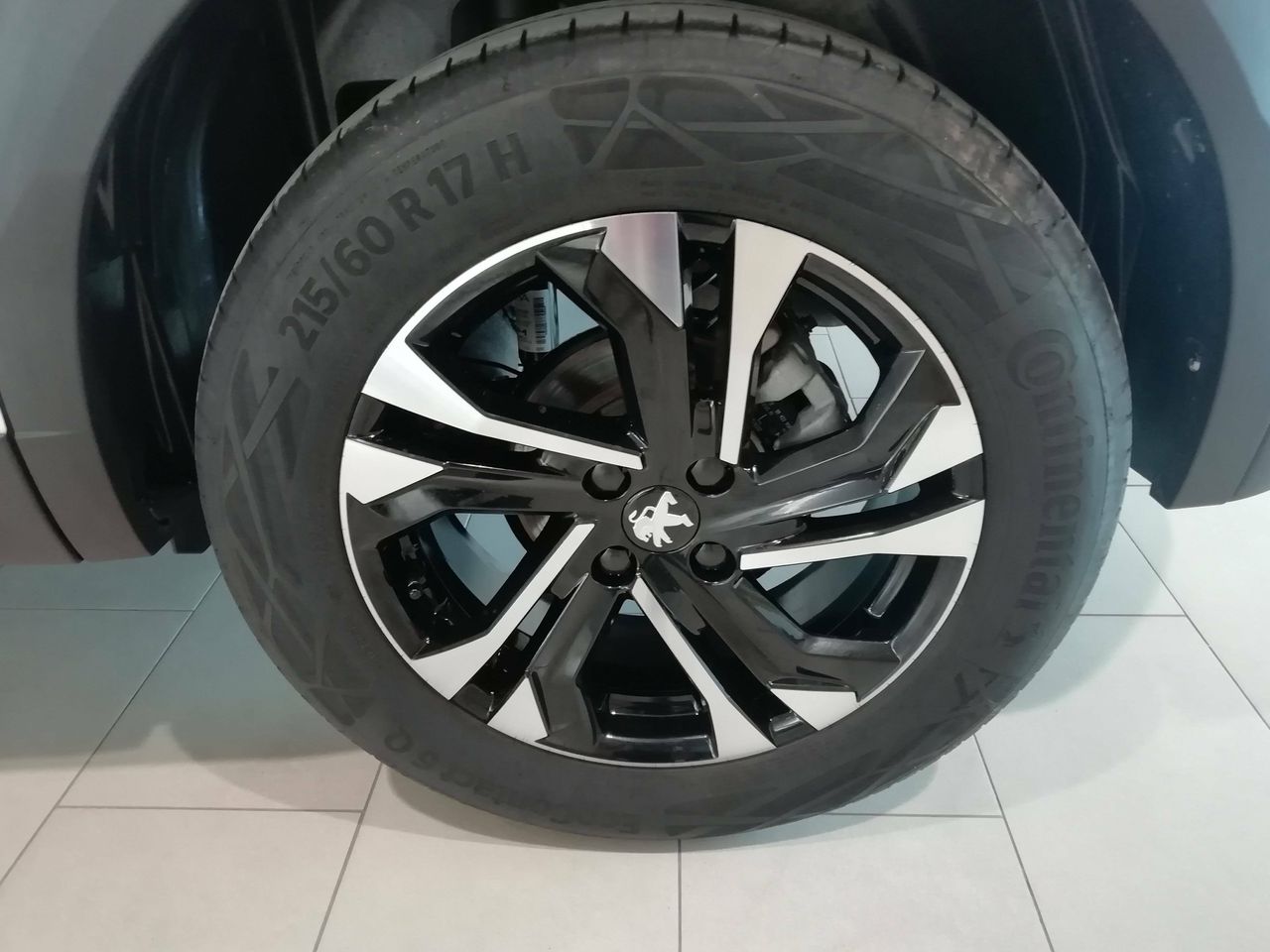 Foto Peugeot 2008 11