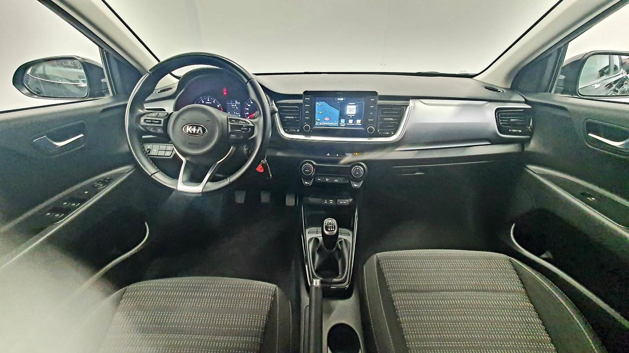 Foto Kia Stonic 10
