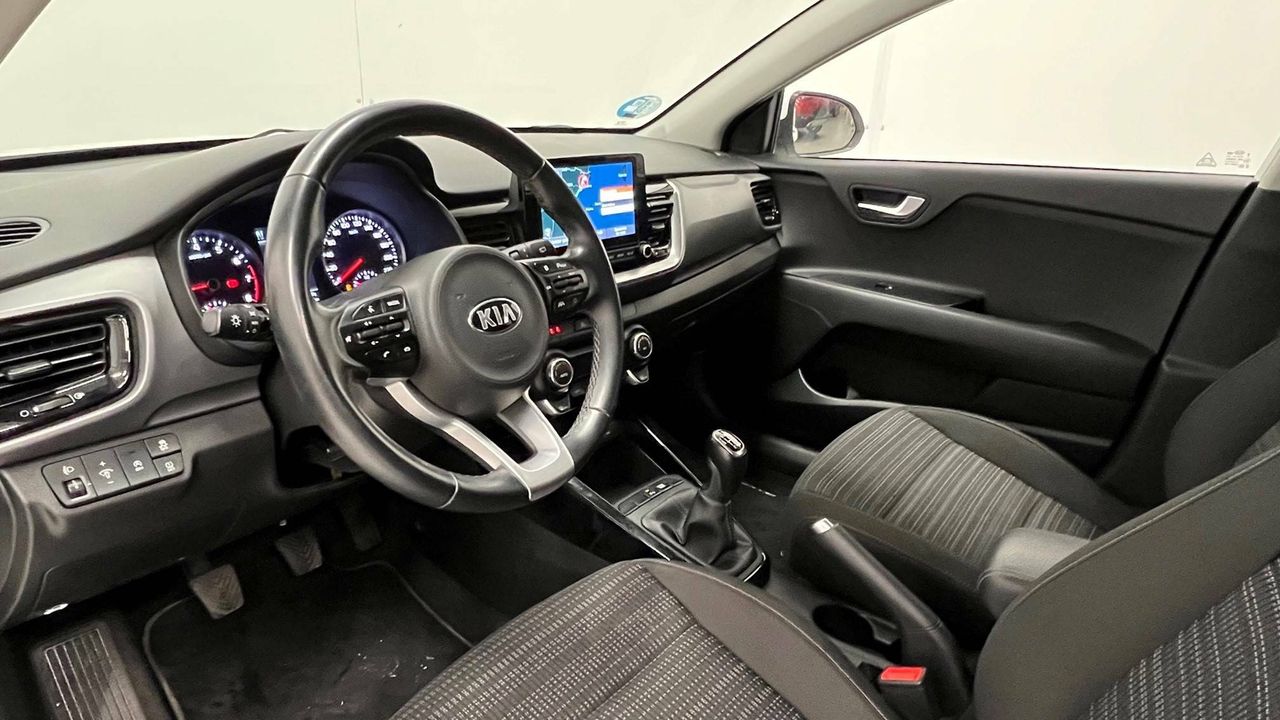 Foto Kia Stonic 9