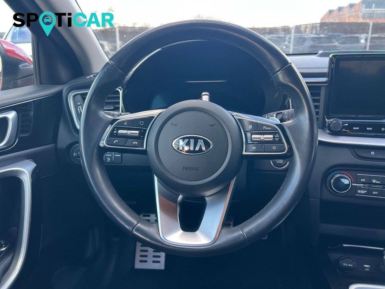 Foto Kia XCeed 9