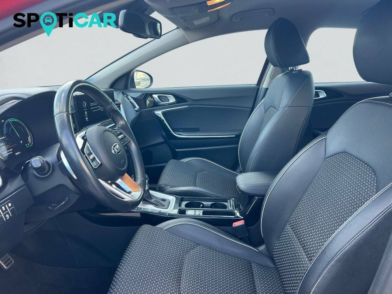 Foto Kia XCeed 11