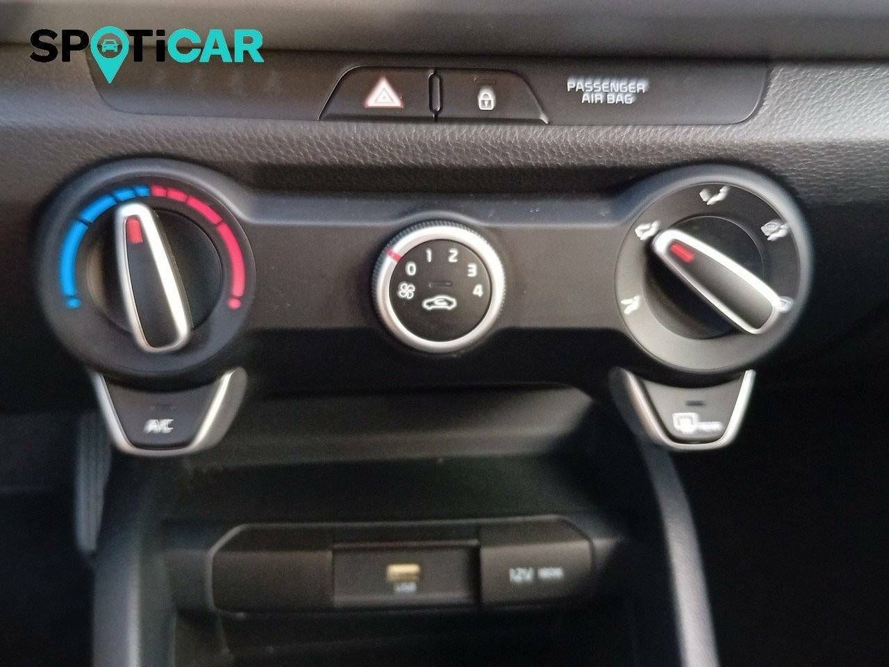 Foto Kia Rio 15