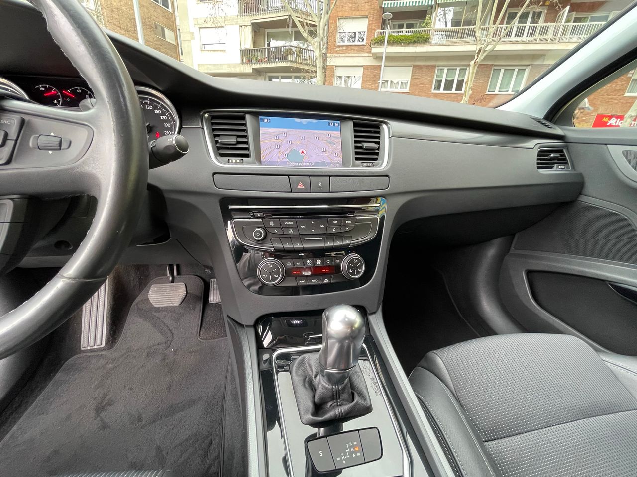 Foto Peugeot 508 12