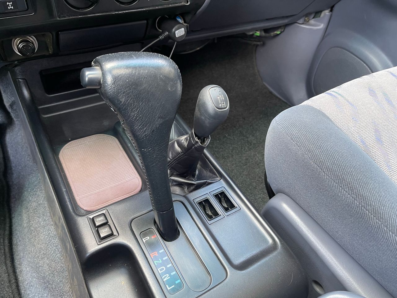 Foto Toyota Land Cruiser 21
