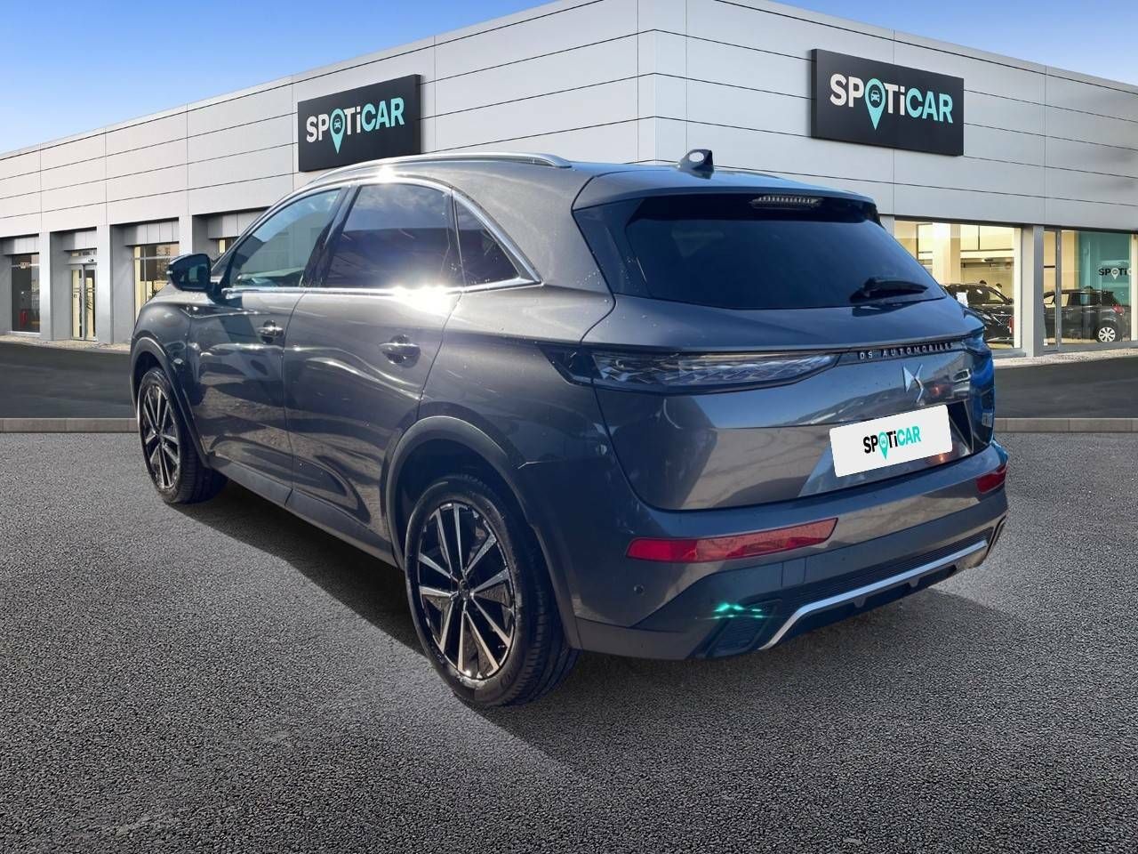 Foto DS Automobiles DS 7 7