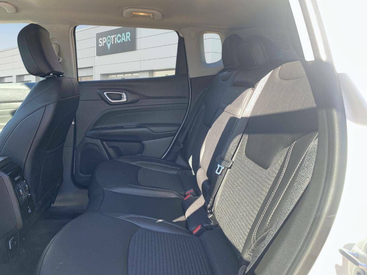 Foto Jeep Compass 13