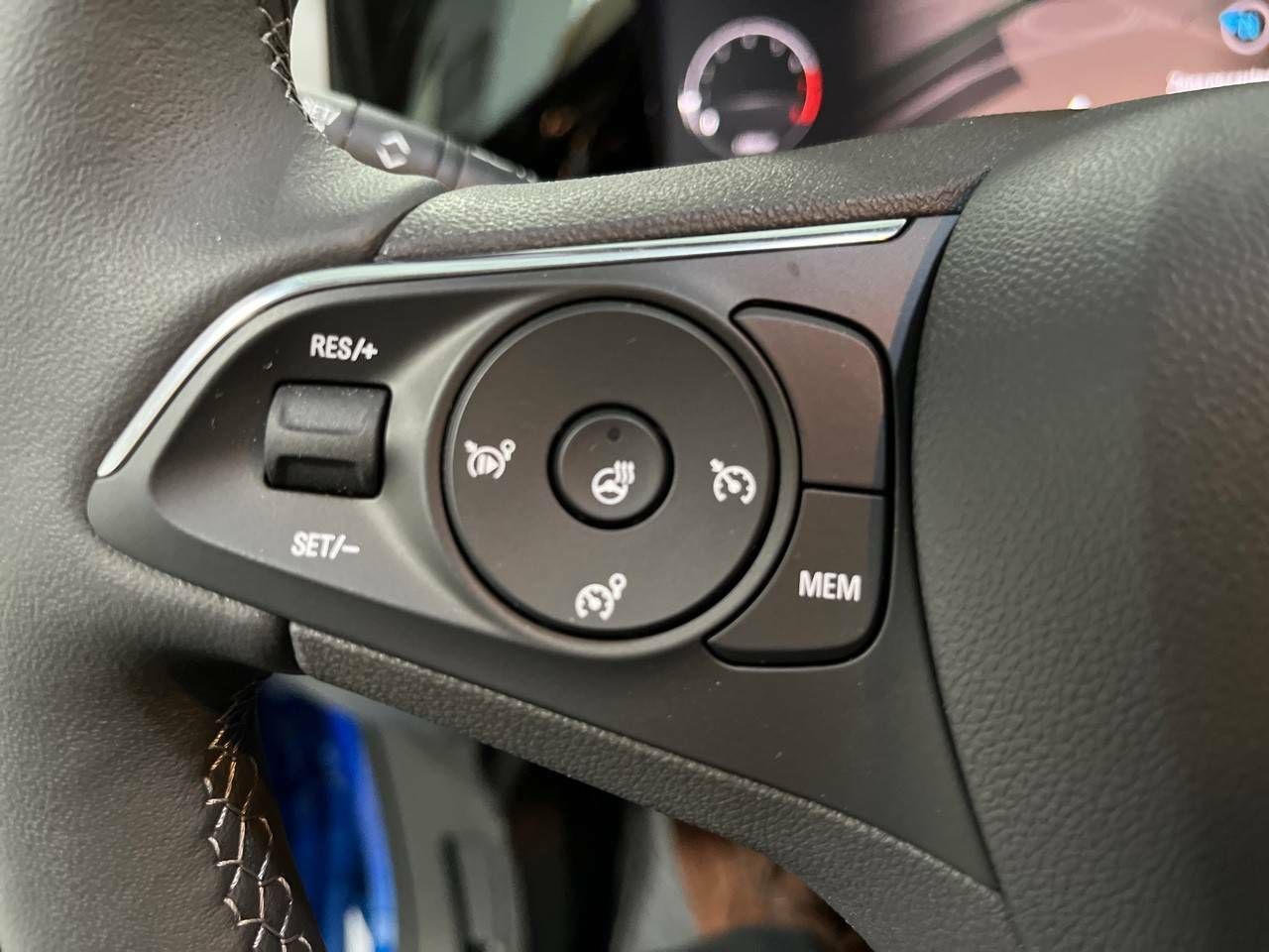 Foto Opel Grandland X 23