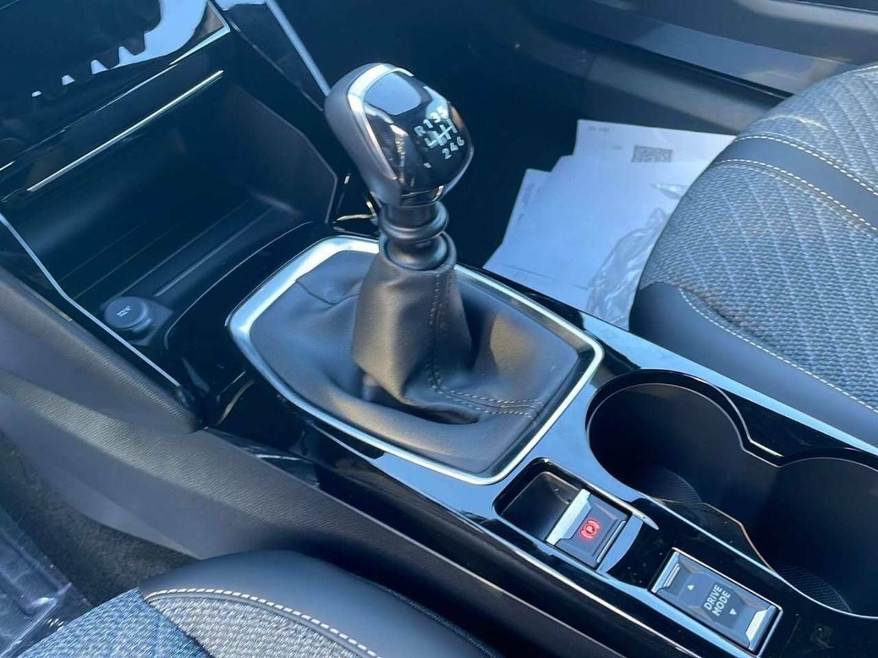 Foto Peugeot 2008 13