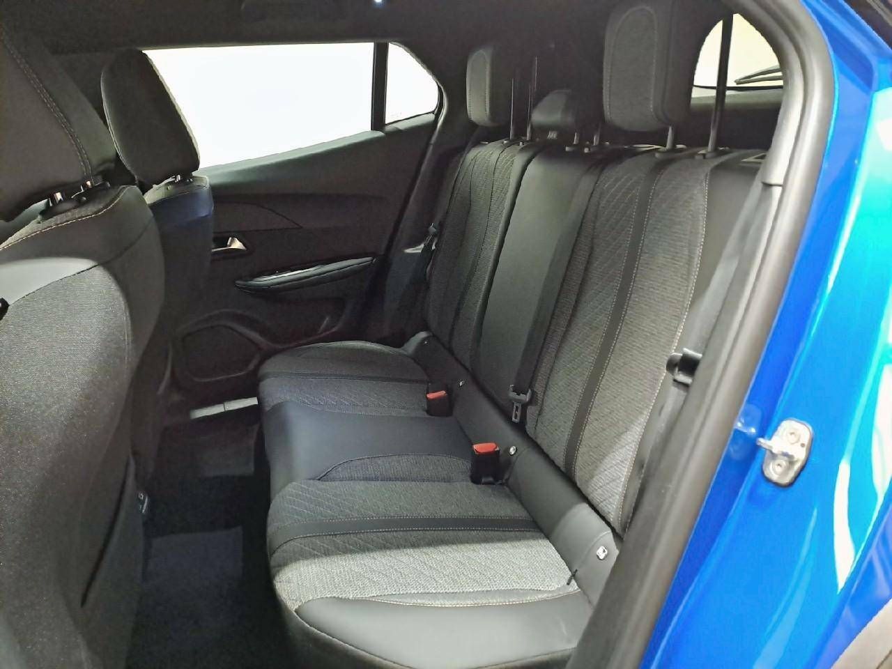 Foto Peugeot 2008 10