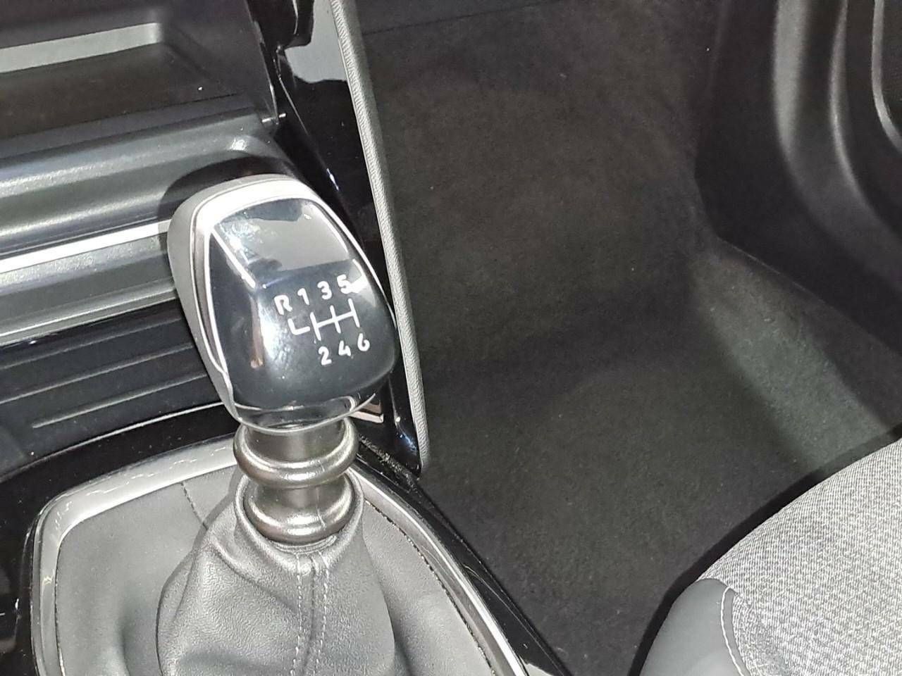 Foto Peugeot 2008 18