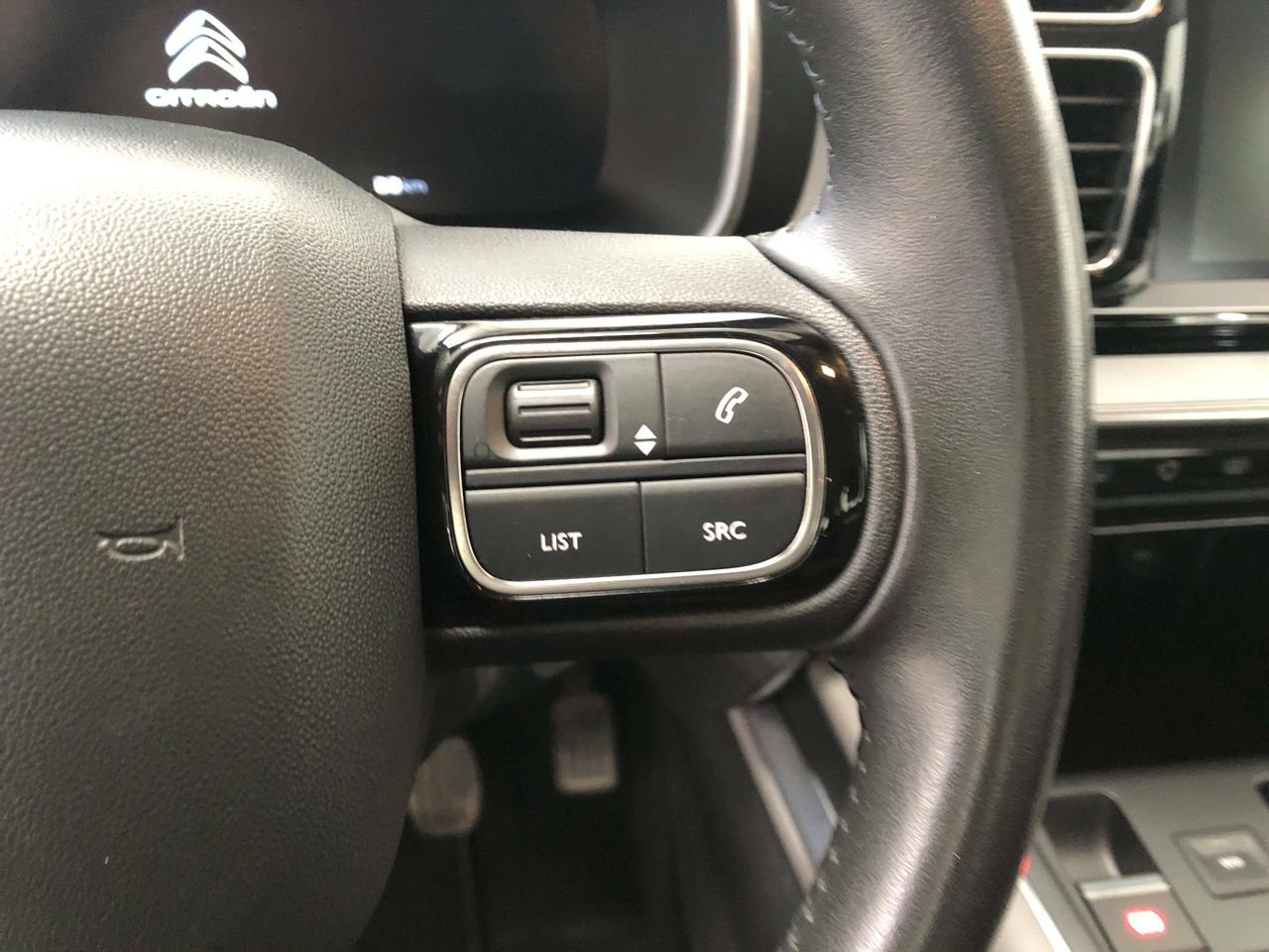 Foto Citroën C5 Aircross 23