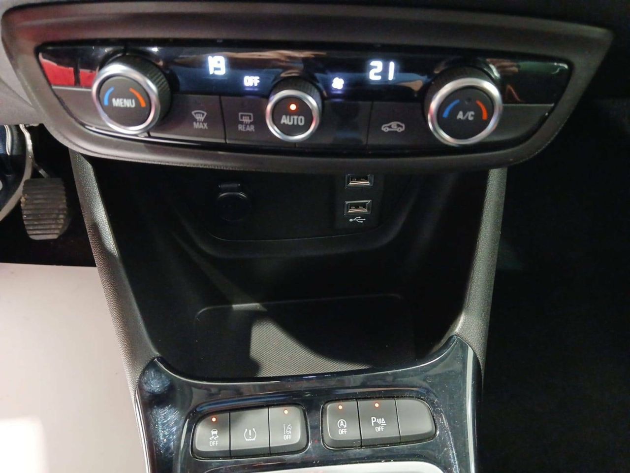 Foto Opel CrossLand 16