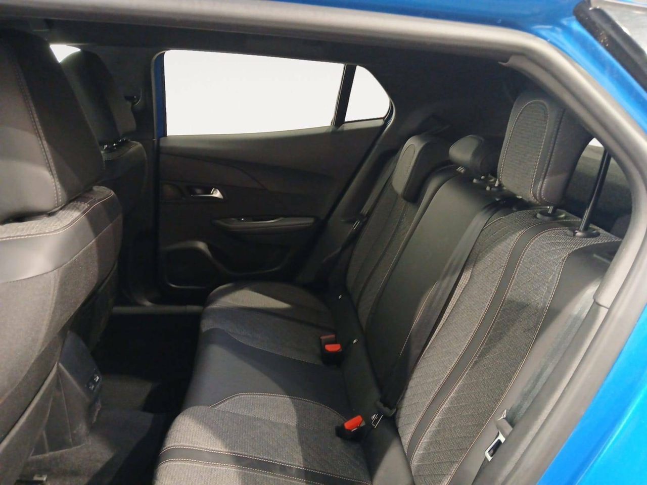 Foto Peugeot 2008 10